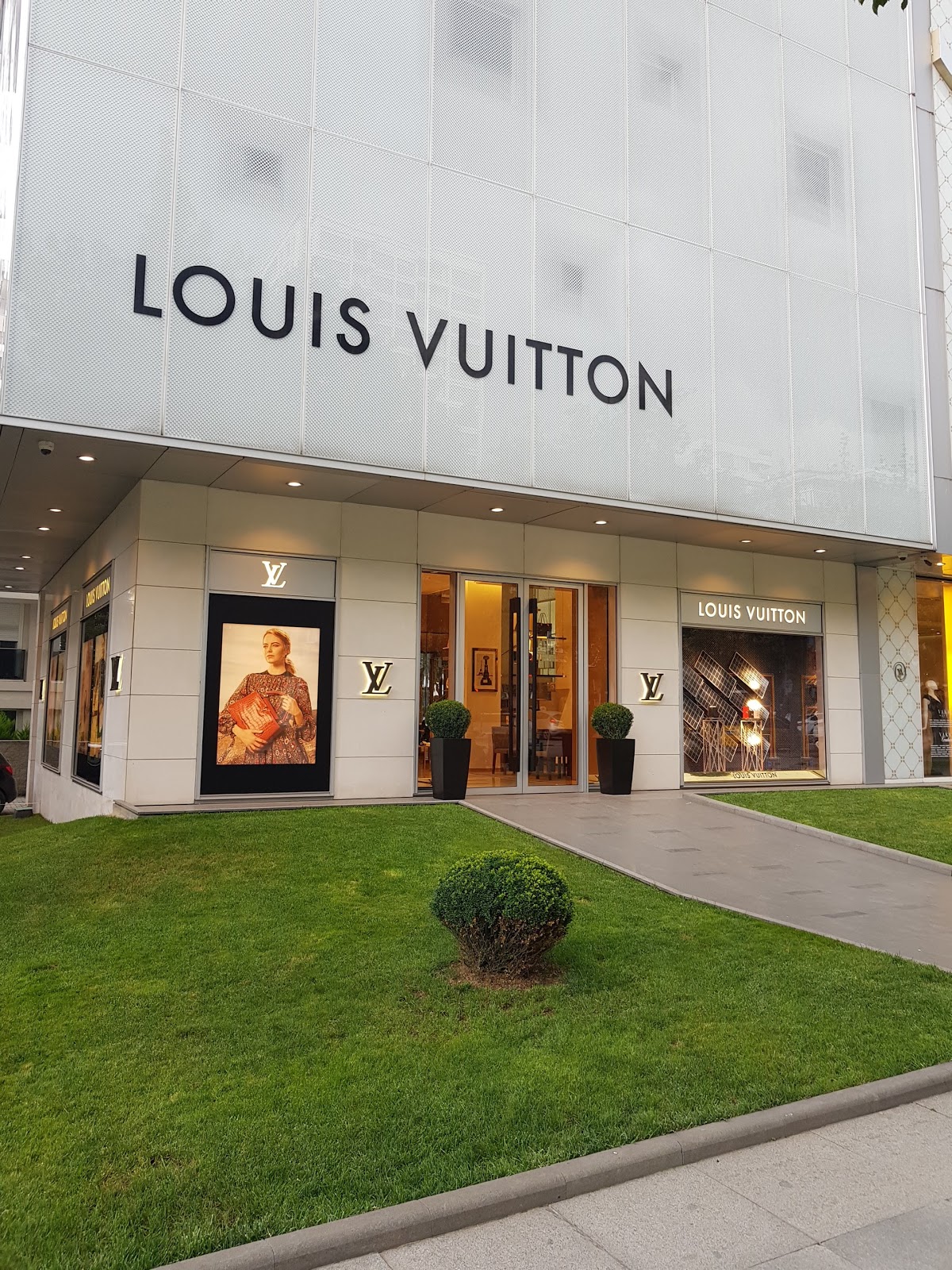 Louis Vuitton Istanbul Zorlu Center store, Turkey